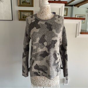 ATHLETA Gray Camouflage Crewn Sweater Medium Alpaca & Merino